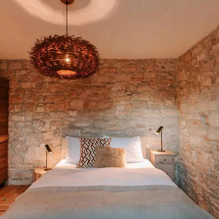 Villa Istrian Beatrice Near Pula Galižana